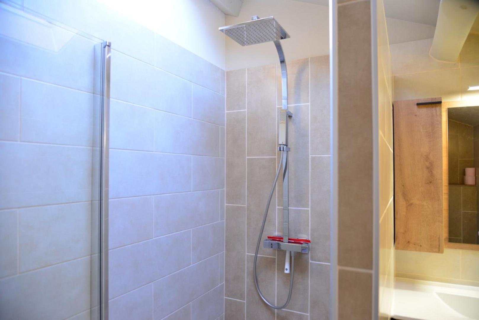 Au Grand Bonheur Panzió Bessèges Kültér fotó